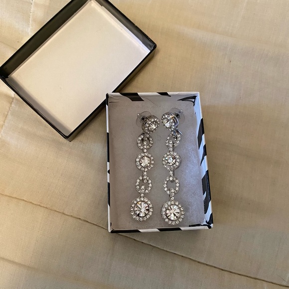 Rhinestone drop custom earrings - Picture 2 of 5